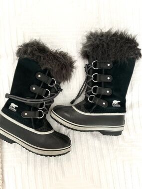 Sorel Girl’s Black Waterproof Winter Boots Size 1